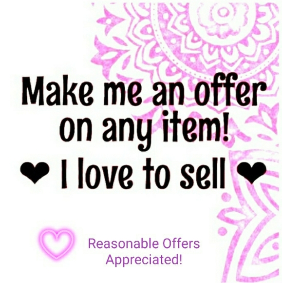 Meet your Posher, Debbie🔆Posh Ambassador🔆 - Picture 11 of 12